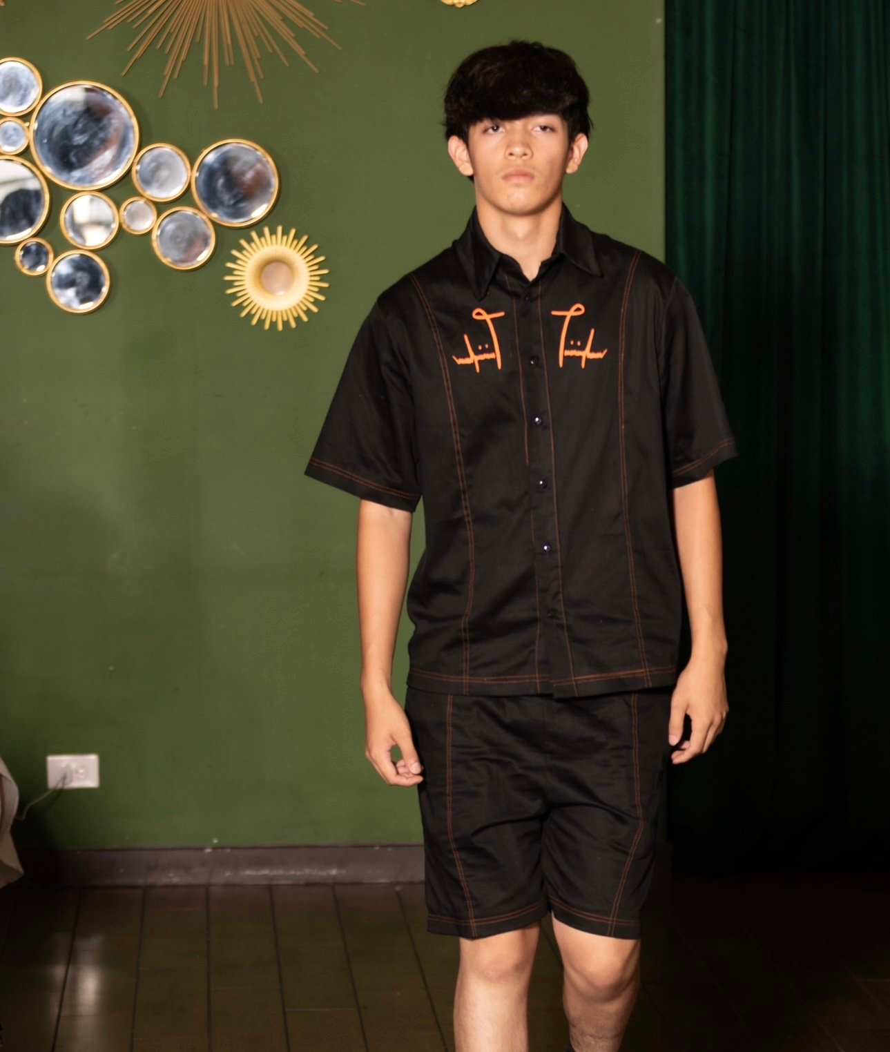 Contrast Stitch Parallel Shirt